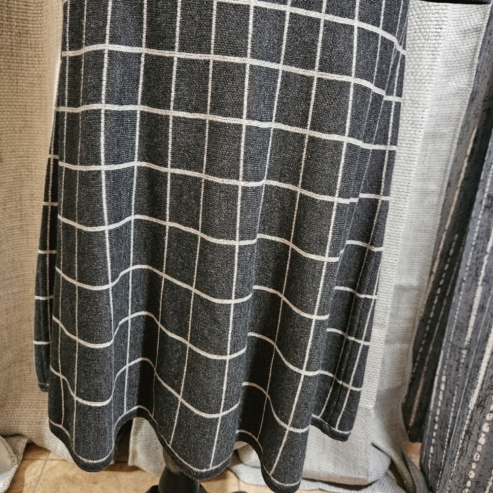 Nine West Gray Knit Geometric Midi Dress Size XS - Picture 10 of 11